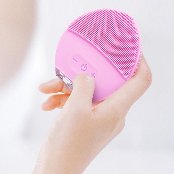 Silicone Facial Cleaner